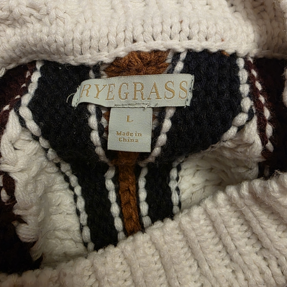 Colorful Geometric Pattern Sweater - Picture 5 of 5